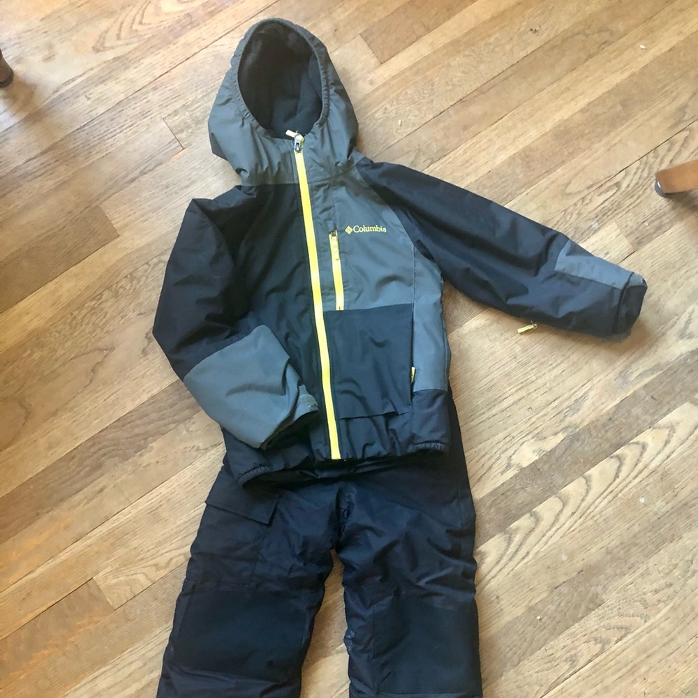 Columbia Snow Set Size 4/5